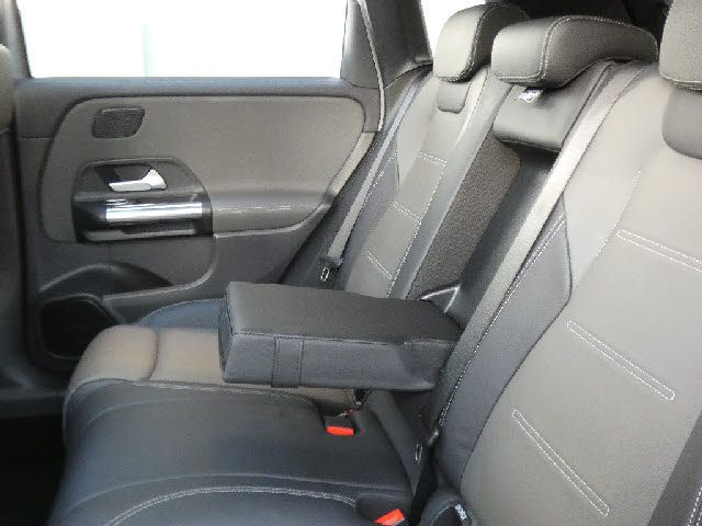 Mercedes Benz B-CLASS 2019-08 11080-29