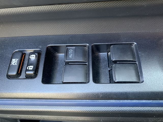 Toyota AQUA 2015-08 183019-23
