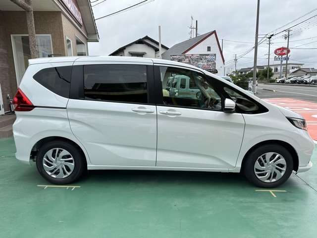 Honda FREED 2023-07 19744-9
