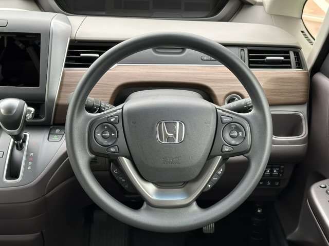 Honda FREED 2023-07 19744-5