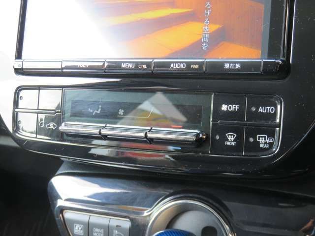 Toyota PRIUS 2018-05 2452-11