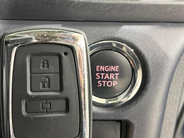 Toyota VOXY 2015-02 191833-7