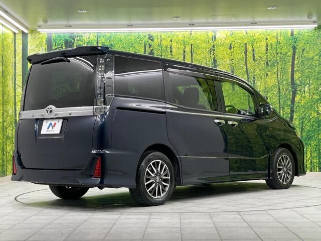 Toyota VOXY 2015-02 191833-18