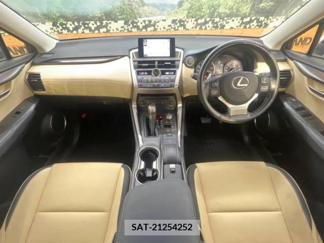 Lexus NX 2015-11 354142-1