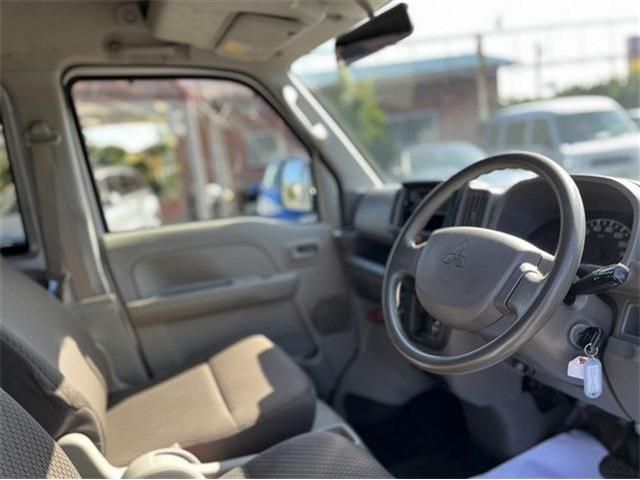 Mitsubishi MINICAB VAN 2016-09 21523-2