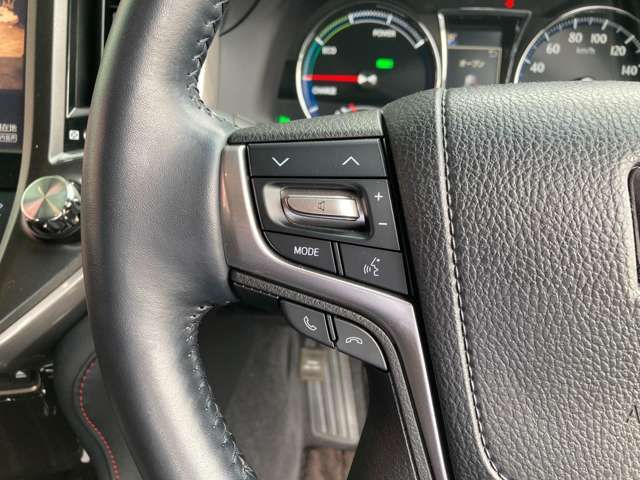Toyota CROWN SEDAN 2017-01 23323-9