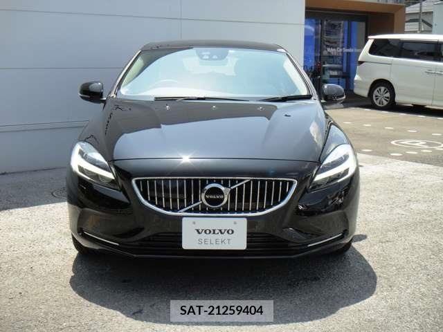 Volvo V40 2019-03 289696-6