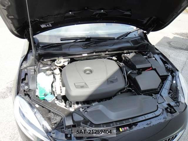 Volvo V40 2019-03 289696-19