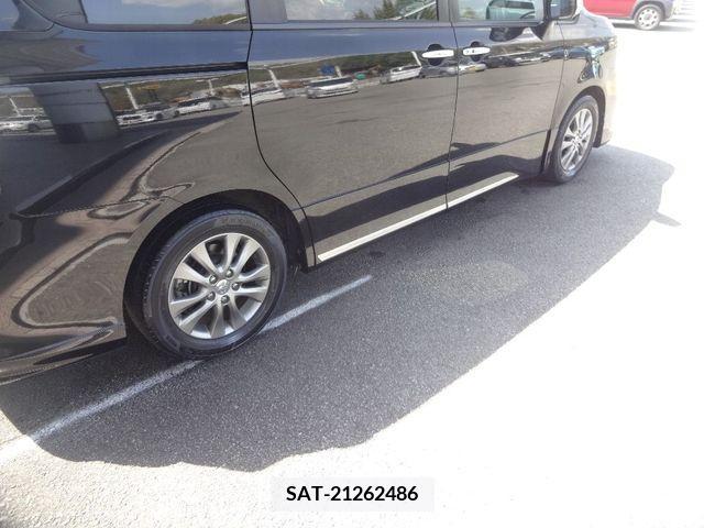 Toyota VOXY 2013-09 239058-7