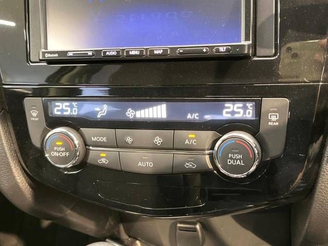 Nissan X-TRAIL 2017-11 4570-7