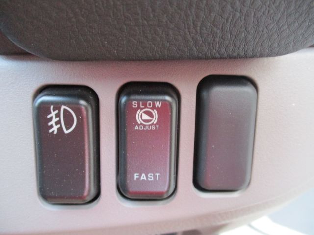 Mitsubishi CANTER 2023-05 14516-22