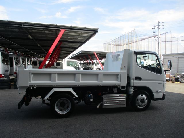Mitsubishi CANTER 2023-05 14516-14