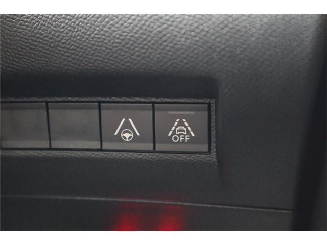 Peugeot 208 2022-07 5975-8