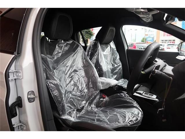 Peugeot 208 2022-07 5975-13