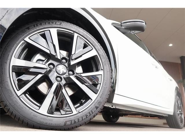 Peugeot 208 2022-07 5975-19