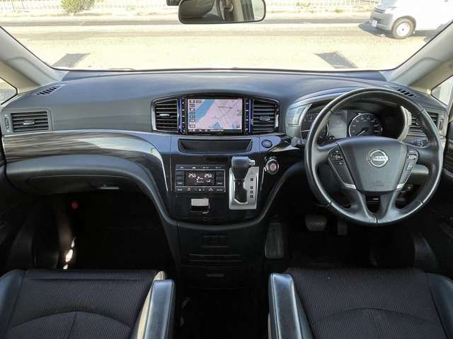 Nissan ELGRAND 2017-01 15471-1