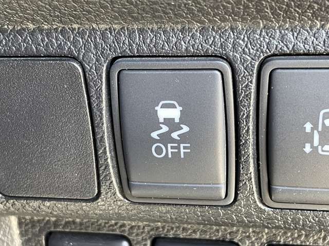 Nissan ELGRAND 2017-01 15471-18