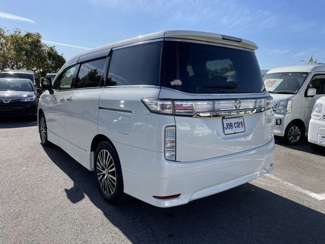 Nissan ELGRAND 2017-01 15471-5