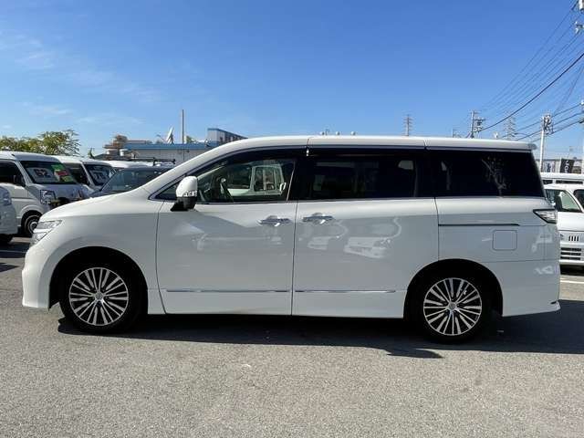 Nissan ELGRAND 2017-01 15471-7