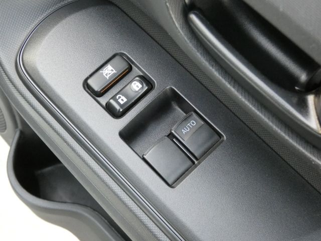 Toyota AQUA 2017-09 27067-12