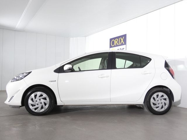Toyota AQUA 2017-09 27067-26