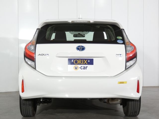 Toyota AQUA 2017-09 27067-27