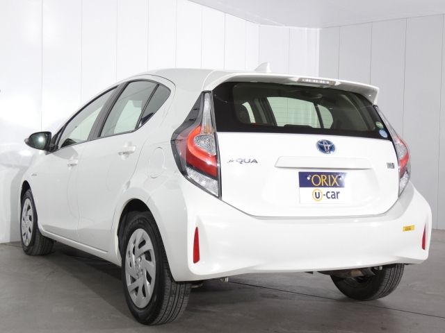 Toyota AQUA 2017-09 27067-28