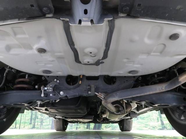 Toyota HARRIER 2017-07 22757-19
