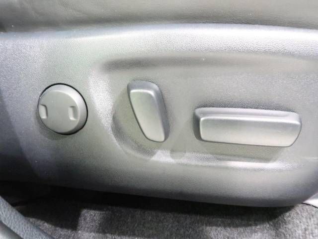 Toyota HARRIER 2017-07 22757-6