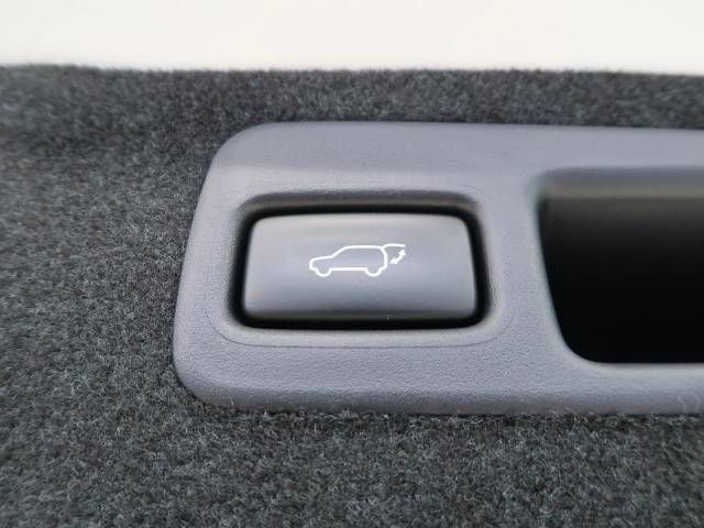 Toyota HARRIER 2017-07 22757-7