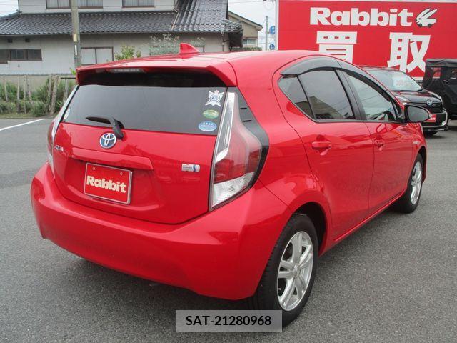 Toyota AQUA 2014-12 314021-6