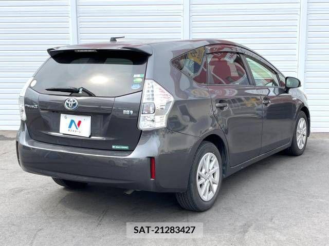 Toyota PRIUS ALPHA 2012-06 322180-19