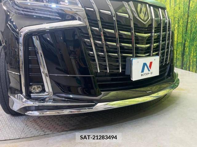 Toyota ALPHARD 2022-04 355378-5