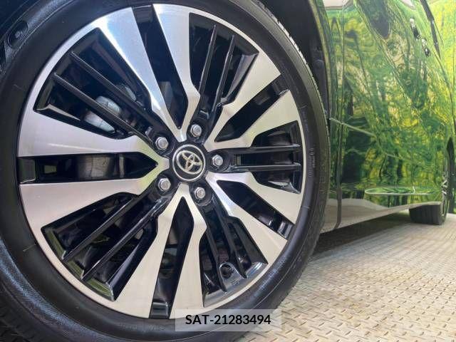 Toyota ALPHARD 2022-04 355378-13