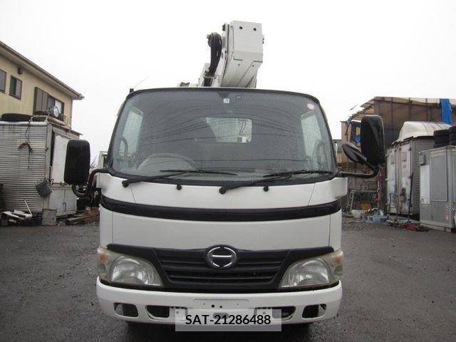 Hino DUTRO 2010-01 221804-4
