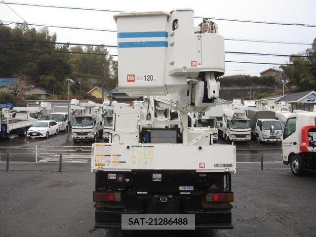 Hino DUTRO 2010-01 221804-5