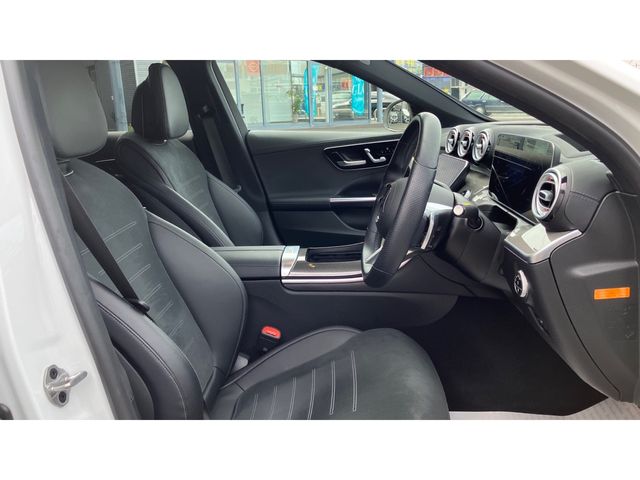 Mercedes Benz C-CLASS 2022-02 22310-4