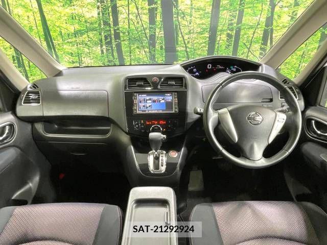 Nissan SERENA 2011-08 324889-1