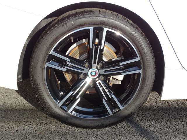 Bmw 3 SERIES 2022-10 12585-11
