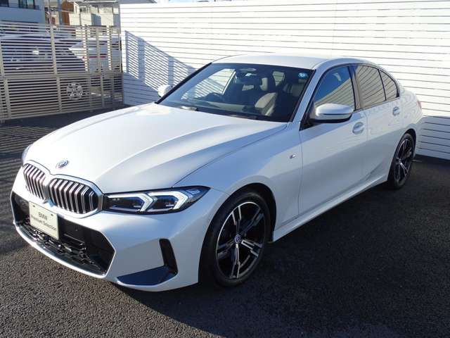 Bmw 3 SERIES 2022-10 12585-14