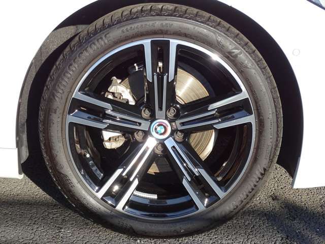 Bmw 3 SERIES 2022-10 12585-10