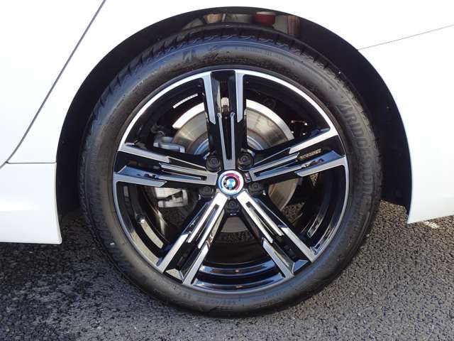 Bmw 3 SERIES 2022-10 12585-13