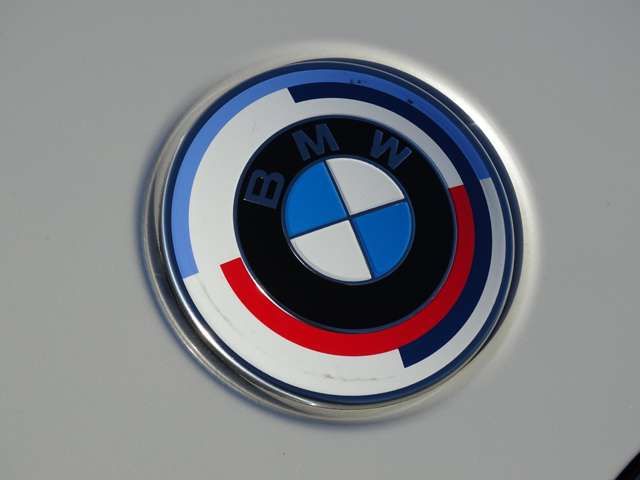Bmw 3 SERIES 2022-10 12585-4