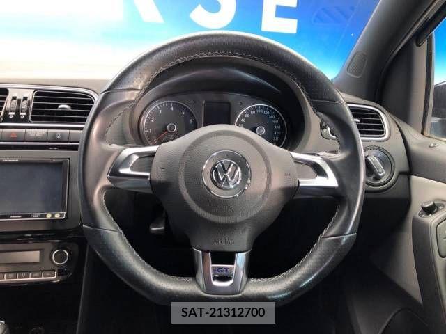 VolksWagen POLO 2013-09 349623-10