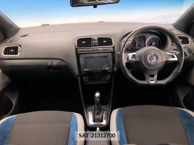 VolksWagen POLO 2013-09 349623-1