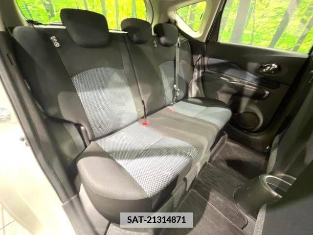 Nissan NOTE 2014-10 365461-9