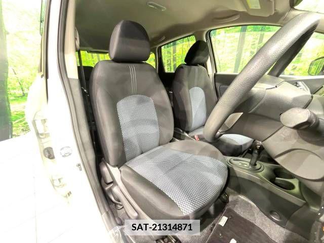 Nissan NOTE 2014-10 365461-8