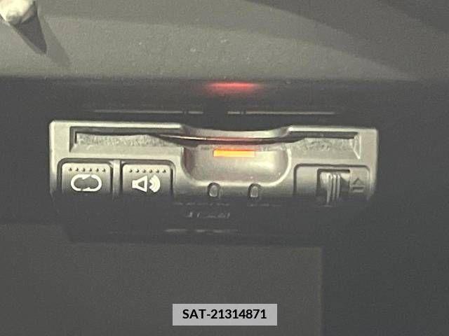 Nissan NOTE 2014-10 365461-5