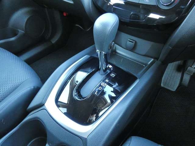Nissan X-TRAIL 2020-01 27750-16