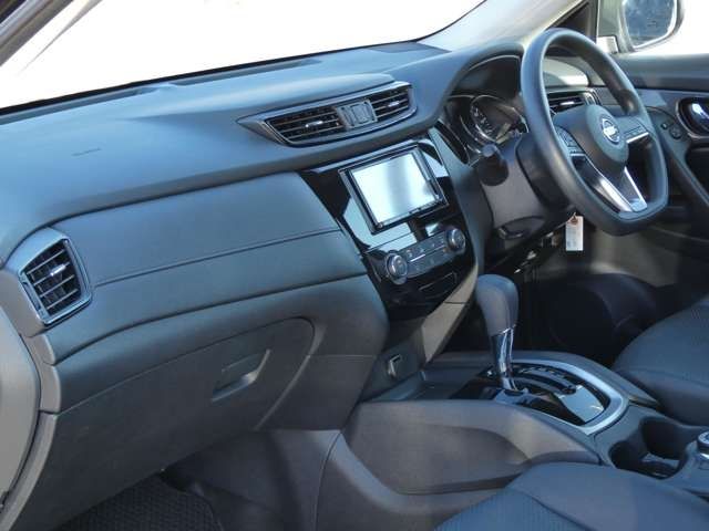 Nissan X-TRAIL 2020-01 27750-7
